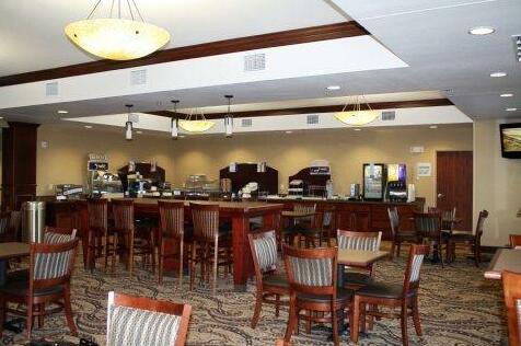 Holiday Inn Express & Suites Sioux Falls Southwest - Photo5