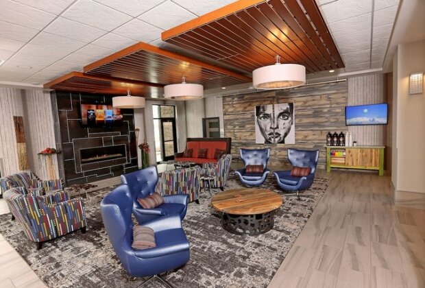 Holiday Inn Hotel & Suites Sioux Falls - Airport - Photo5