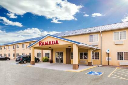 Ramada by Wyndham Sioux Falls Hotel