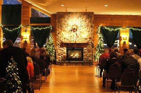 The Lodge at Crooked Lake - Photo4