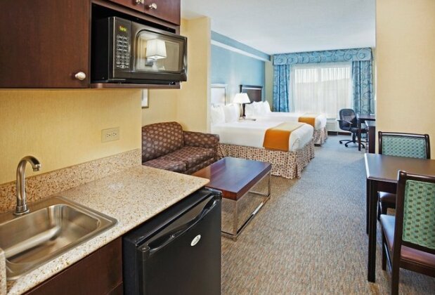 Holiday Inn Express Hotel & Suites Smyrna-Nashville Area - Photo4
