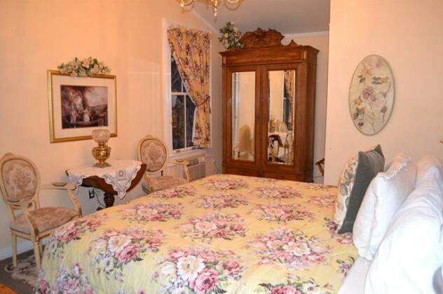 Osmer D Heritage Inn - Bed And Breakfast - Photo4