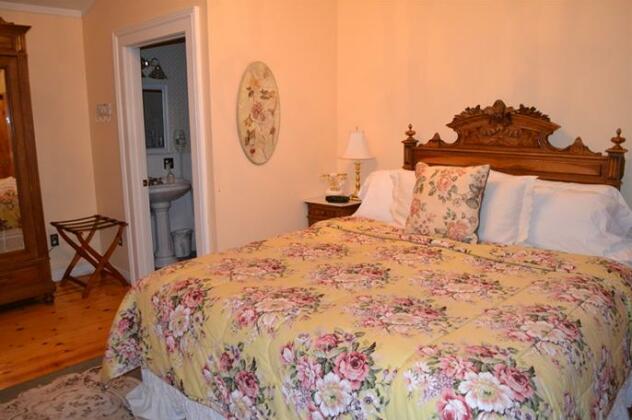 Osmer D Heritage Inn - Bed And Breakfast - Photo5