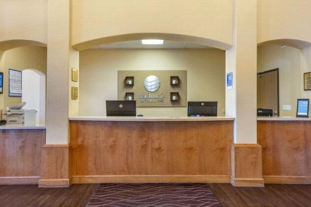 Comfort Inn & Suites Socorro - Photo3