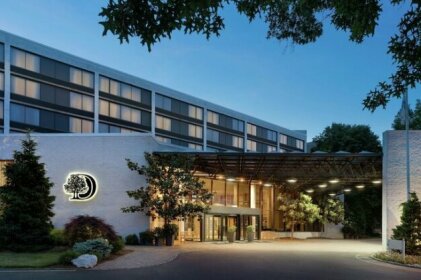 DoubleTree by Hilton Hotel & Executive Meeting Center Somerset