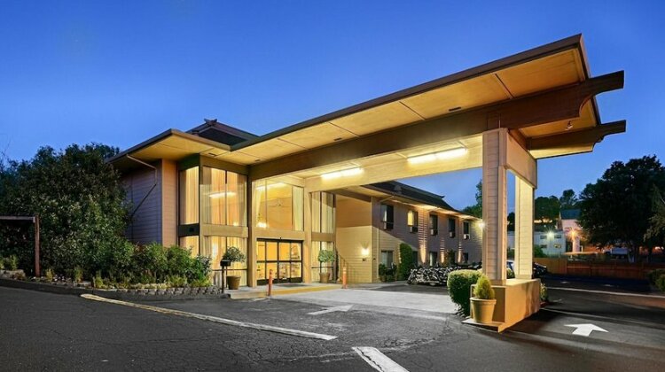 Best Western Plus Sonora Oaks Hotel and Conference Center - Photo2
