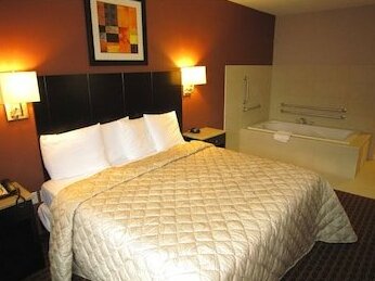 Red Carpet Inn and Suites Monmouth Junction - Photo3