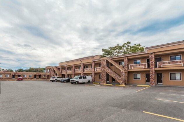 Travelodge by Wyndham South Hackensack