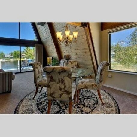 410 Wedeln Court - Photo2