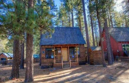 Adorable Old Tahoe Cabin with Amazing Cabin