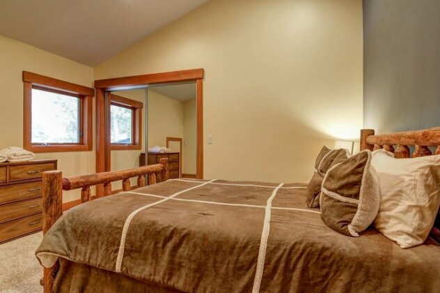 Aspen Acres - Five Bedroom Home - Photo2