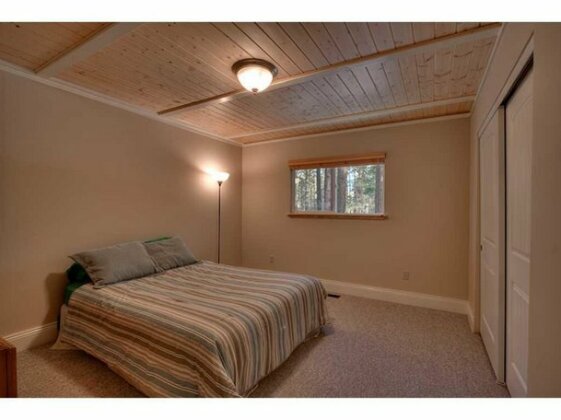 Heavenly Cabin by RedAwning - Photo3