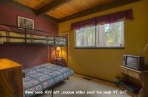 South Lake Tahoe 5 Br Home With Sundeck Lta 8053 - Photo5