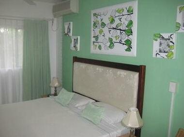 Aquarius Condos - Photo2