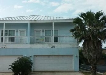 South Padre Beach Houses and Condos - Photo4