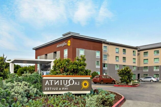 La Quinta Inn & Suites San Francisco Airport North - Photo3