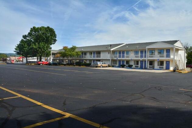 Motel 6 Hartford - Southington - Photo4