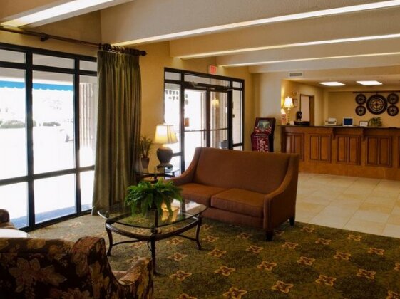 Gateway Inn & Suites Spring Lake - Photo2