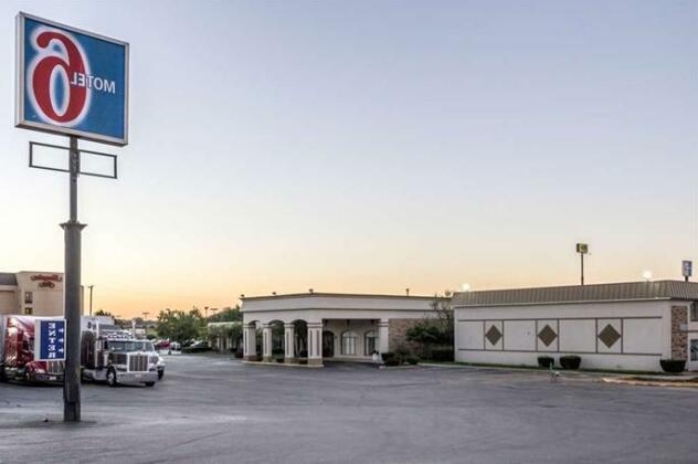 Motel 6 Springfield OH - Photo5