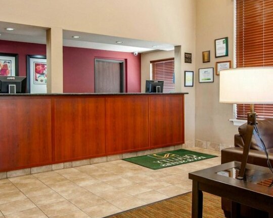 Quality Inn & Suites Springfield - Photo2