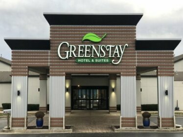 Greenstay Inn & Suites Court View