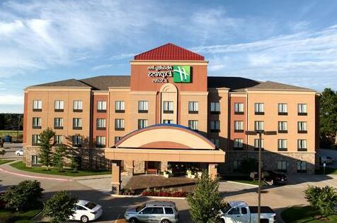 Holiday Inn Express and Suites Springfield Medical District
