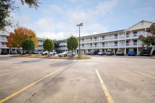 InTown Suites Sugarland-Stafford - Photo4