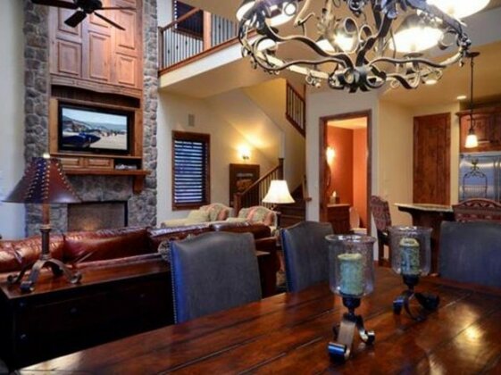 Aspen Crest - Photo3