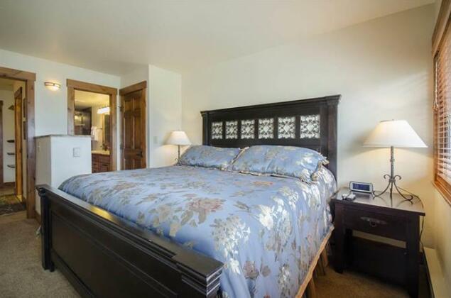 Bronze Tree Condominiums - BT304 - Photo4