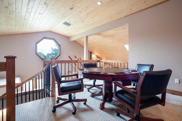 Churchill Lodge North - Photo5
