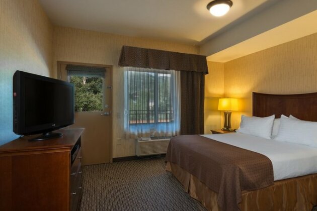 Holiday Inn Steamboat Springs - Photo3