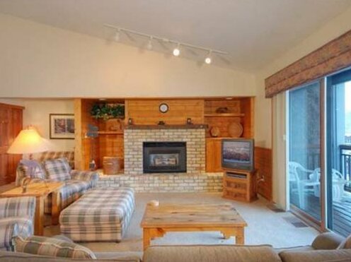 Norwegian Log Condominiums - 205 - Photo2