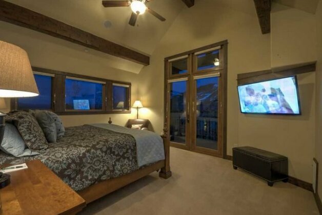 Overlook Chalet - Photo5