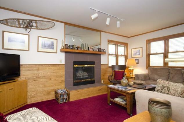 Sunburst Condominiums - Photo2