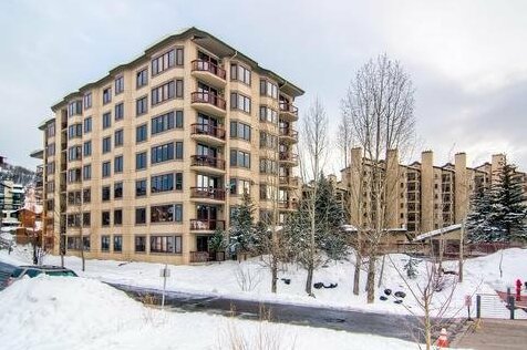 Torian Plum Condominiums by Steamboat Resorts