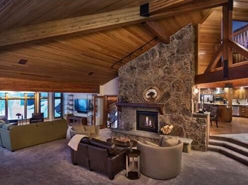 Trails Edge Lodge - Photo3