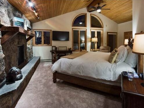 Trails Edge Lodge - Photo4