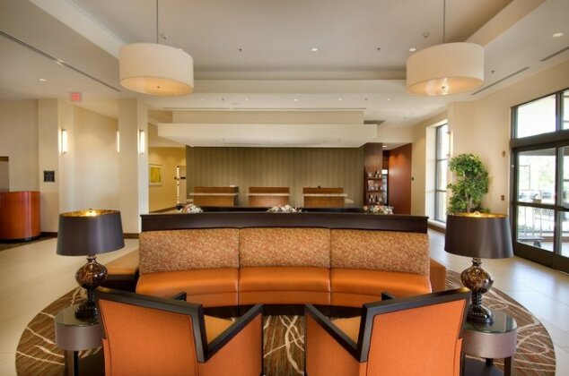 DoubleTree by Hilton Dulles Airport-Sterling - Photo3