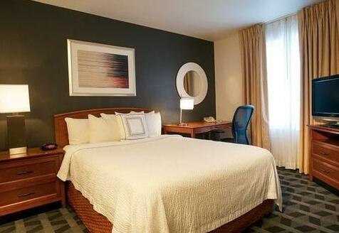 TownePlace Suites Dulles Airport - Photo5