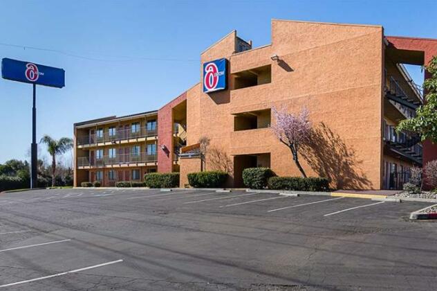 Motel 6 Stockton CA - Photo2