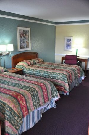 Stone Mountain Inn & Suites - Photo5