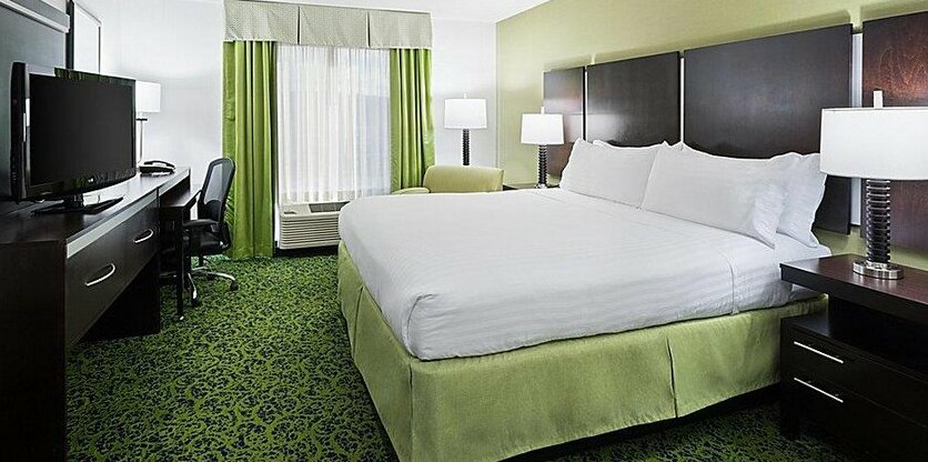 Holiday Inn Express and Suites - Stroudsburg - Photo4