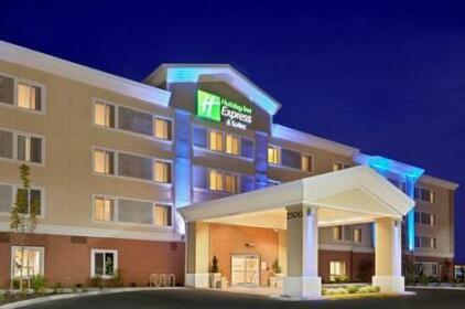 Holiday Inn Express & Suites Sumner