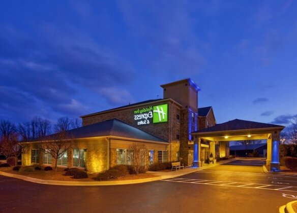 Holiday Inn Express Hotel & Suites Delaware-Columbus Area