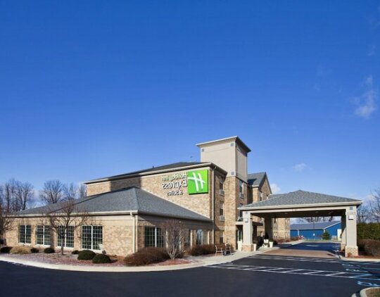 Holiday Inn Express Hotel & Suites Delaware-Columbus Area - Photo2