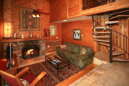 Creekside Cabin by Stewart Mountain Lodging
