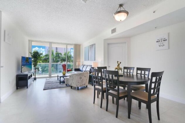 Miami Area Luxury Ocean Apartments - Photo3