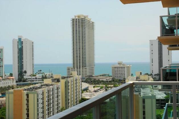 Waterfront Apartments at Intracoastal by Florida's Riviera - Photo2