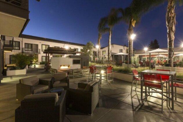 Global Luxury Suites Sunnyvale North - Photo5