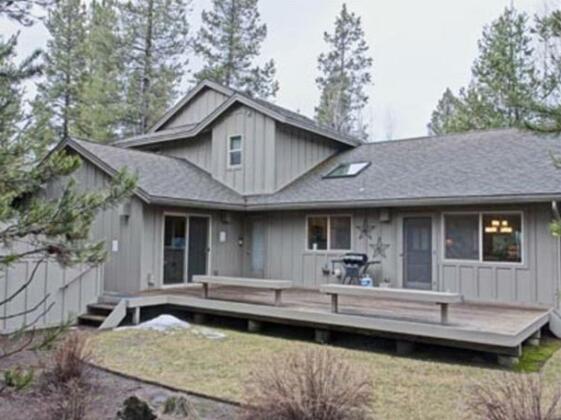 Red Cedar 49 - Photo2